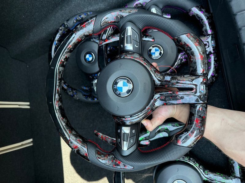 M Кермо Руль Червоний Карбон+ Led екран М3 стиль для BMW F series F10 F30 F11 F01 F02 F20 F21 F22 F23 F31 F32 F33 F36 X3 F25 F26 F15 F16 BM-6 фото