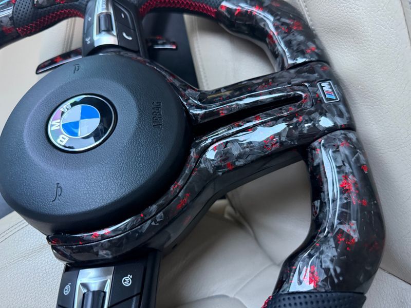 M Кермо Руль Червоний Карбон+ Led екран М3 стиль для BMW F series F10 F30 F11 F01 F02 F20 F21 F22 F23 F31 F32 F33 F36 X3 F25 F26 F15 F16 BM-6 фото