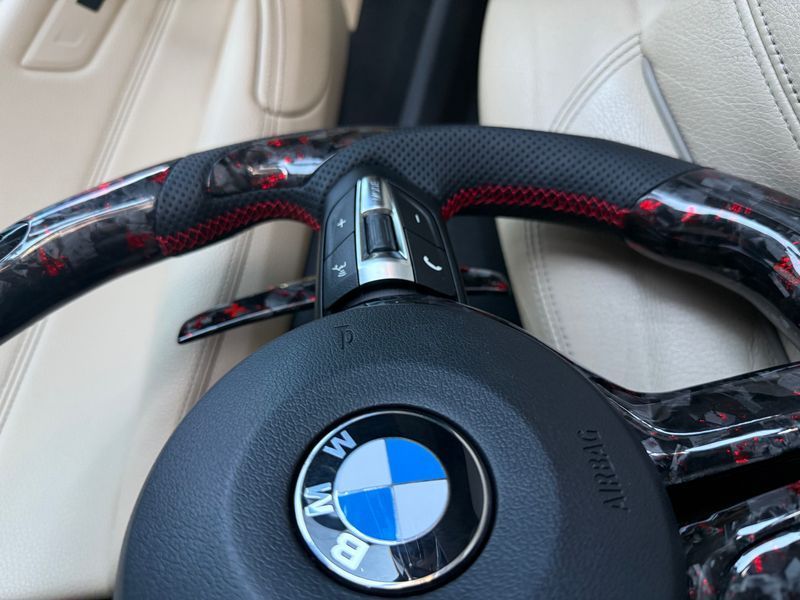 M Кермо Руль Червоний Карбон+ Led екран М3 стиль для BMW F series F10 F30 F11 F01 F02 F20 F21 F22 F23 F31 F32 F33 F36 X3 F25 F26 F15 F16 BM-6 фото