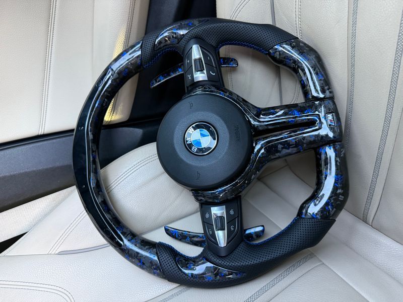 M Кермо Руль Синій Карбон + Led екран М3 стиль для BMW F series F10 F30 F11 F01 F02 F20 F21 F22 F23 F31 F32 F33 F36 X3 F25 F26 F15 F16 BM-7 фото